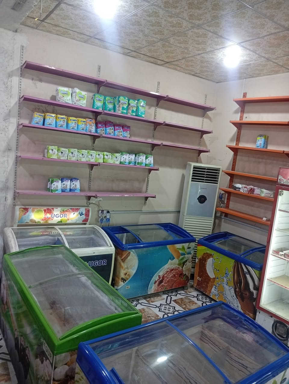 للبيع اسواق ام البنين ركن مكان العوجه مقابل شارع ابو صلاح سعر 12 وبي مجال ***********
