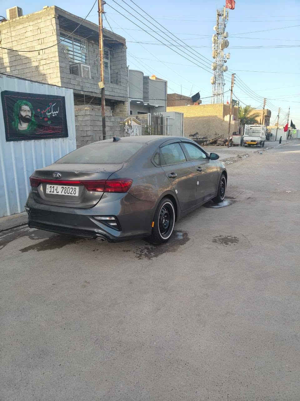 السلام عليكم كيا فورتي 2019 وارد امريكي ماشيه 114 السياره قبق جنطه مبدل بدون دواخل دوشمه جديده كامره اماميه تبريد تخم تاير 
السعر 120 وبيه مجال بسيط 
***********
