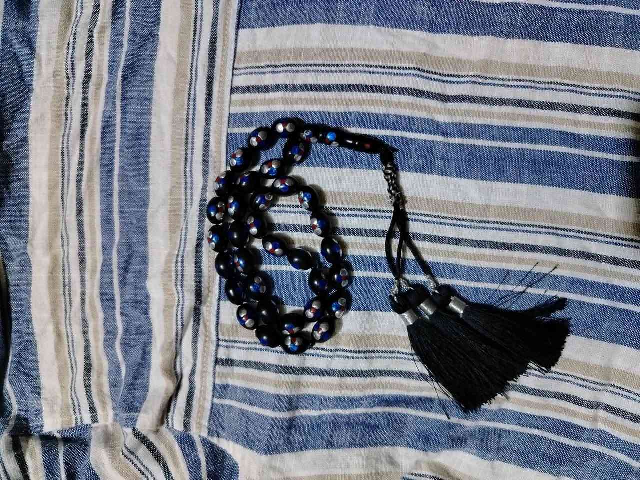 السلام عليكم عندي هاي السبح للبيع وحدة
عقيق هندي
وحدة سندلس مصري
أمانة الله ماعرف اسعارهم قيم بما يرضي الله
مكاني بغداد رقم الهاتف ***********

