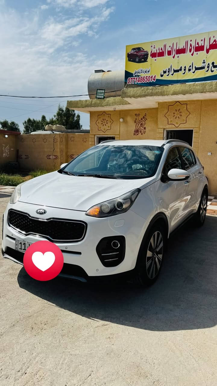 ياالله. 
سبورتج 2019 
مكفوله كفاله عامه من الصبغ 
حساس امامي خلفي 
كامره شاشه
داخل لونين 
ماشيه 119 
هـ/***********
