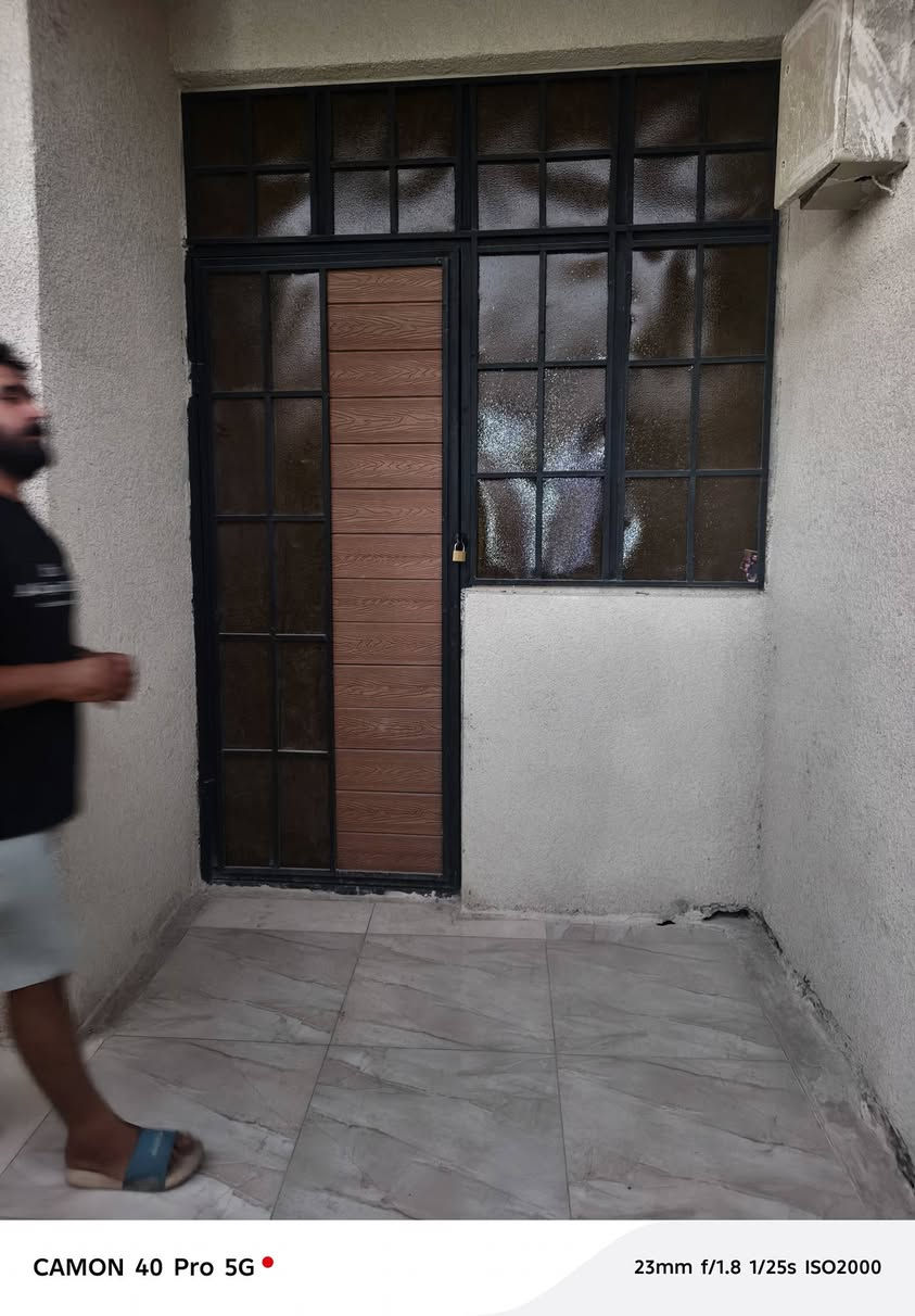 سلام عليكم بيت بلعزاليه تجاوز سيده زينب البيت يحتوي غرف نوم ٢ مطبح ستقبال كراج حمامات ٢  صبب مسلح مي كهرباء مجاري كله عل رئيسي بناء جديد السعر ٣٠ مليون وبيه مجال شراي يتصل عل رقم *********** متواجد فقط عل وتساب
هاذه رقم ثاني على رصيد ***********
