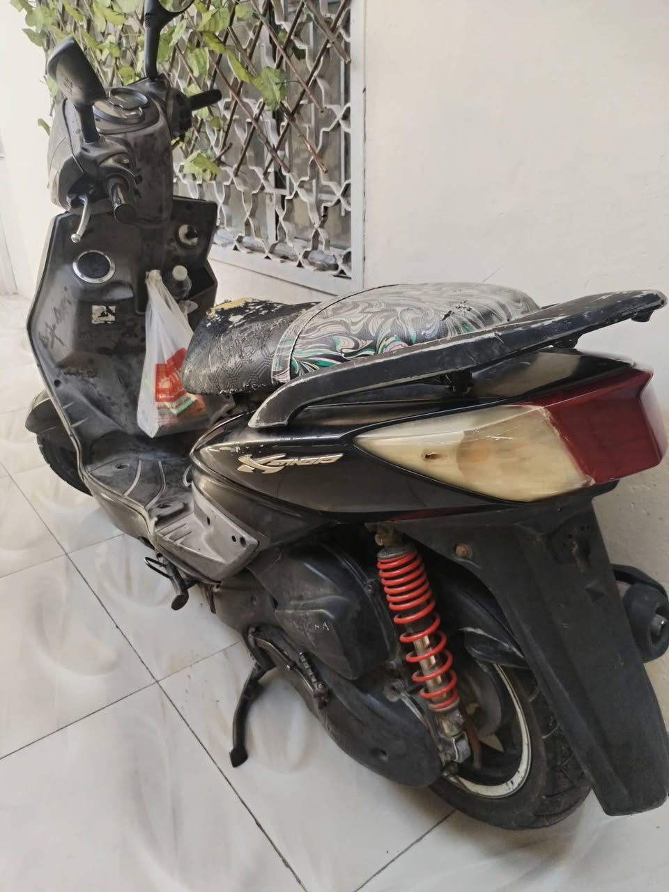 السلام عليكم سكنس فحل بيها خيط تبخير تشتغل سلف هندر كفرات كامله ب350 بغداد الطوبجي ***********
