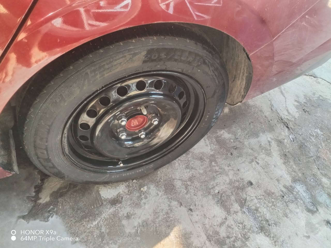 رنج ١٦ • تاير ٢٠٥/٥٥ • الزعفرنيه