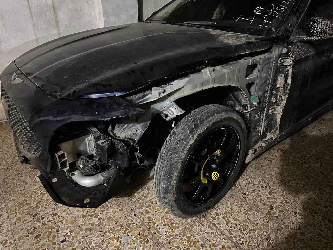 السلام عليكم
موديل 2023 G 70
بصمة تشغيل و ابواب جلد رادارات جانبيه تبريد قطغتين 2500 تيربو تدفئة كشنات دخول ذكي تحكمات تحديد مسار حادثها قطعة وحده لا دواخل و لا ايرباك ماشيه 34 الف 
مكانها بابل  السعر 220 بيها مجال بسيط بيع او مراوس حسب القناعه
***********
