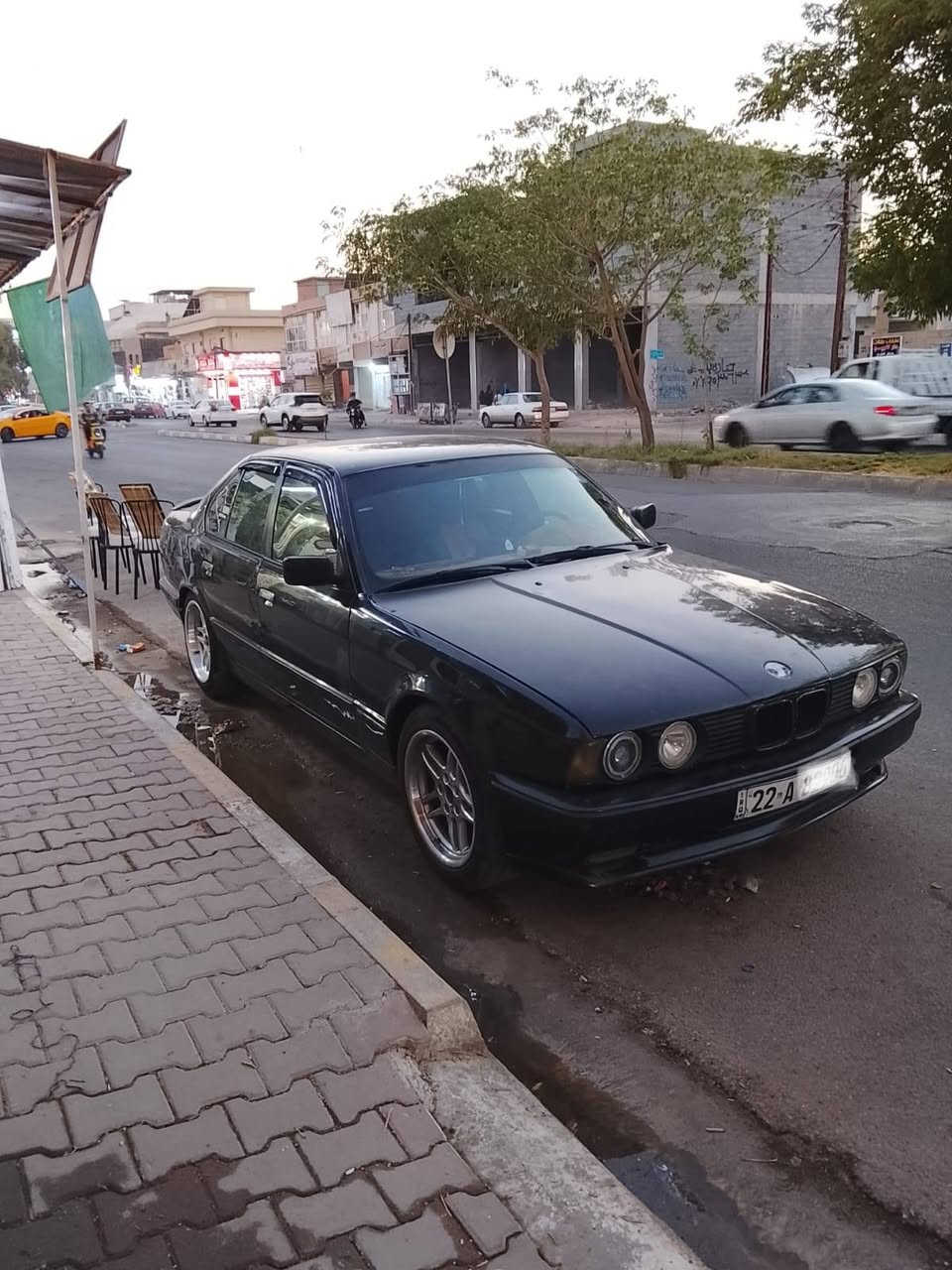 سلام عليكم...بي ام  موديل 92 ..  گير ومحرك 525بلاد رقم اربيل الماني شرط التحويل  سنوية لحد 30. وبيها بطاقة بانزين.. مكان سياره  كركوك للاستقسار الاتصال ***********  واتساب
