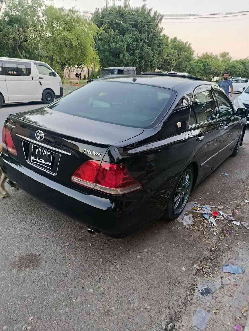 184 رەنگی رەش بڕاوە 
 ( 2007 ) کۆدی هەیە بەناو خۆمانۆیە 
فول مواسفات 4دگم 
پەردە سەلاجە مەرکەزی جلد 
شاشە کامیرە 
کارەبای و سلایدی مەزبوتە 
سەقفو حیزام بەشەرتە 
گێرو مەکینە و تەقەو رەقە سوکان بەشەرت 
سعری 61 گڵاو مجال لەکلارم ***********
