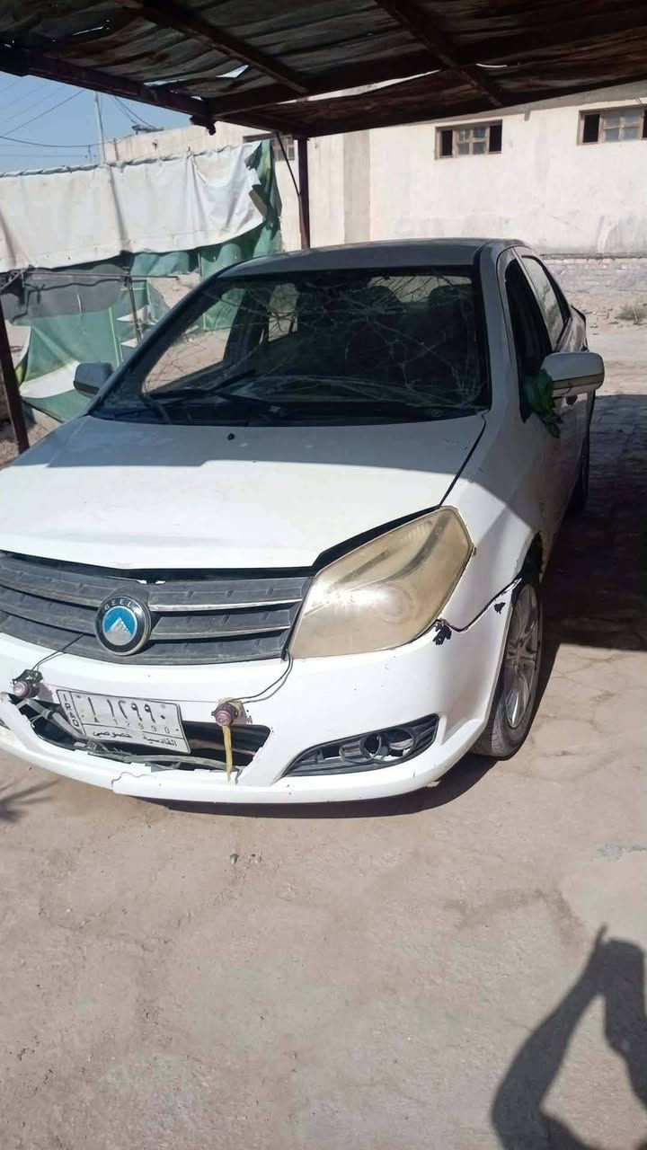 جيلي ام كي مكينه وكير وتخم تاير كله جديد كهربائيات شغاله للبيع سعرها ١٨ وبيها مجال تحويل ثاني يوم المكان الديوانيه مكلف بل نشر ***********
