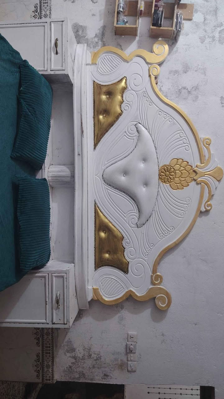 غرفه اخشاب مستعمله عراقيه تزكام السعر 450......وبيه مجال بسيط

*********** عمارة, ميسان
