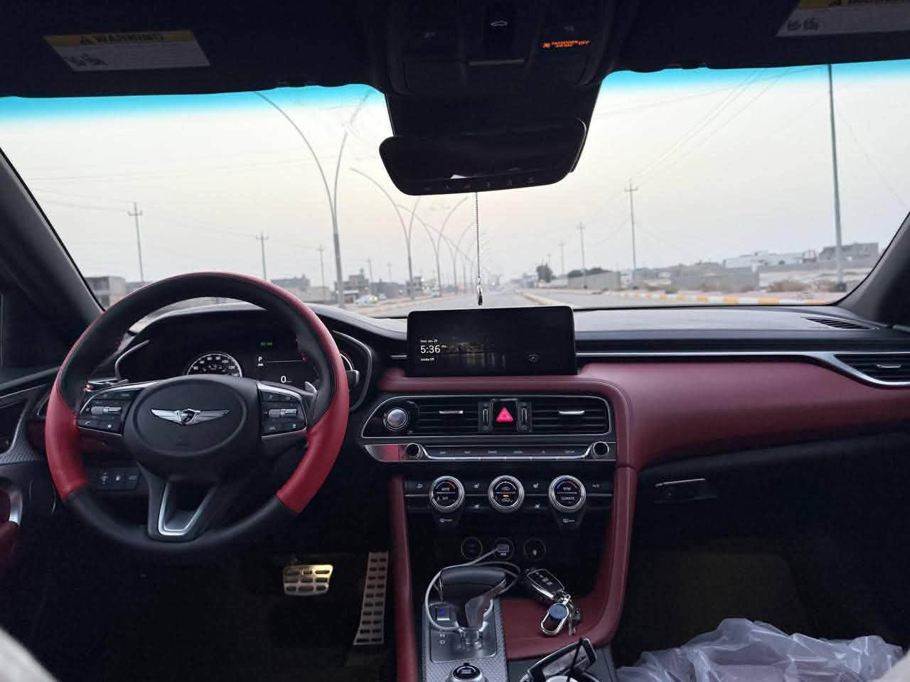للبيع

GENESIS/G70 /2023

2.0T

المواصفات:  

. بانوراما 

• كشنات تدفئة  

• كشنات تبريد

• تدفىة بلمقود  

• وضعيات قيادة (Eco / Comfort / Sport / Sport+ / Custom)  

رادارات 360 درجة

• Auto Hold  

• داخلية جلد احمر  فخم  

• شاشة وسطية كبيرة  

• عدادات ديجيتال  

• رادارات (أمامي + خلفي + جانبي)  

• كشنات كهرباء  

• نظام الحفاظ على المسار  

• مثبت سرعة تفاعلي  

• قيادة شبه ذاتية  

• دخول ذكي + إنارة ترحيبية  

• إضاءة مرايا ترحيبية  

• لايت LED أمامي وخلفي  

الحالة:  

• حادث خفيف جداً 
خشم البنيد راجع بارد فقط 
بدون ايرباك بدون لغود بدون شواصي 
سيارة اي نقص مابيها تايرات جدد شادلها 
 
السياره معوقيين 
 العنوان : الانبار الرمادي 

 السعر 205

للتواصل :***********
