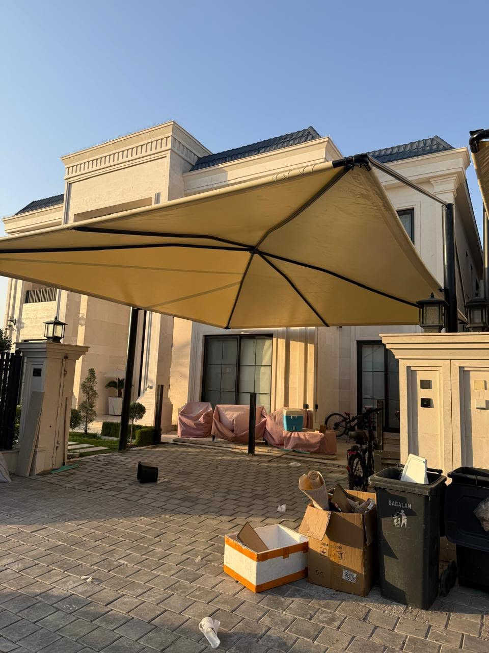 🚗 باشترین کەپری سێبەر بۆ ئۆتۆمبێلەکەت – بە گرەنتی ١٠ ساڵی! ☀️

ئۆتۆمبێلەکەت بپارێزە لە گەرمای هاوین بە باشترین جۆری کەپری سێبەر، دیزاینێکی تۆکمە و سەردەمیانەمان بۆ ئامادە کردوون کە شێوەیەکی ناوازە دەبەخشێتە حەوشە و شوێنەکەت.

✨ تایبەتمەندییە سەرەکییەکانی ئەم کەپرە:

بەربەستی خۆر: تیشکی خۆر بە هیچ شێوەیەک نایبڕێت و ڕێگری تەواو دەکات لە قلیشان و تێکچوونی بۆیاخی سەیارەکەت.

فێنککەرەوە: بە تەواوی گەرمی دەگەڕێنێتەوە و ژێر کەپرەکە بە فێنکی دەهێڵێتەوە.

دڵنیایی درێژخایەن: خاوەنی گرەنتی ١٠ ساڵییە بۆ بەرگەگرتن و مانەوەی کوالێتییەکەی.

گونجاوی لە نرخ: بە نرخێکی زۆر گونجاو و کێبڕکێکارانە بۆتان جێبەجێ دەکرێت.

📲 بۆ داواکردن و بینینی نموونەی زیاتر، هەر ئێستا پەیوەندی بکەن یان نامە بۆ واتسئاپ بنێرن بۆ ئەم ژمارەیە:
***********
