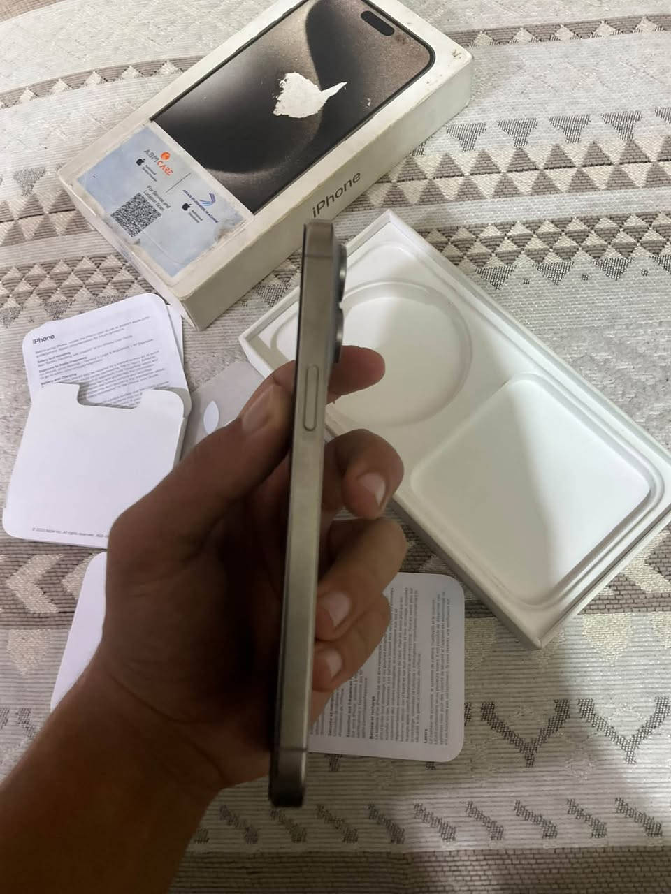 آيفون ١٥ برو ماكس • ٢٥٦ غ.ب. • بطارية ٩٦٪