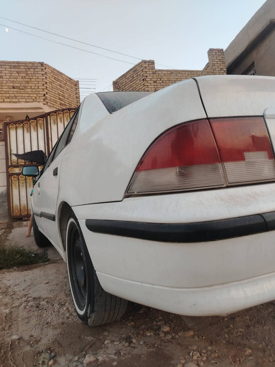 يا الله  سمند للبيع مراوس اب بارص  السعر 43او بيها مجال 
السياره معمر بيها دوس او دواير فقط 
تبريد ثلج 
مكينه او كير خير من الله  
حداديه جديده 
كهربيات كلها شغاله  
مكاني بابل رقمي ***********
