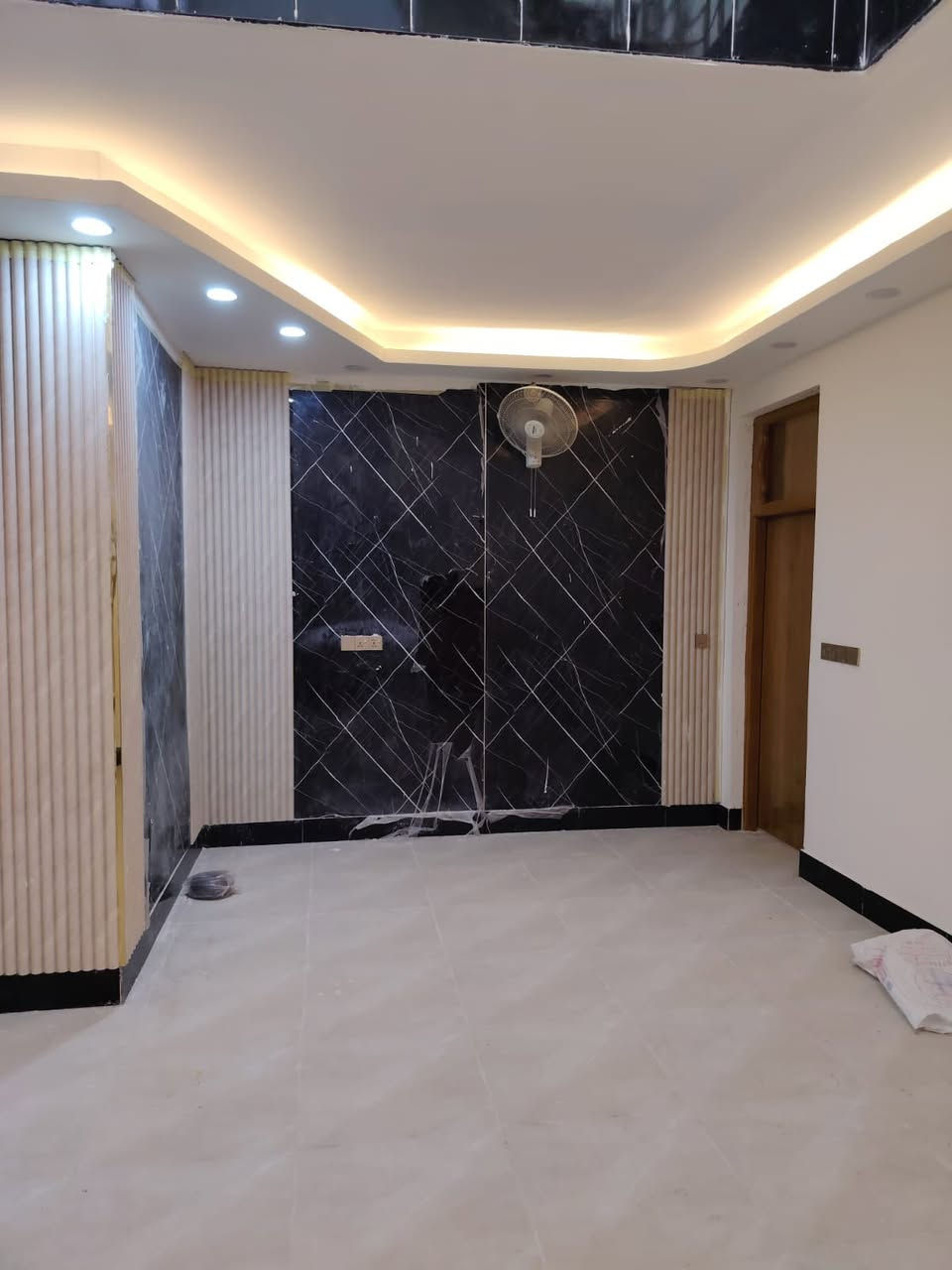 عقار للبيع النجف حي العسكري

المساحه ٢١٠متر بيت طابقين جديدغير مسكون 

منطقة ال ٣٠٠٠ منطقة جدا راقيه يحتوي على ٥غرف 

السعر ٣٥٠مليون وقابل للتفاوض تفاصيل اكثر 

*********** مجموعة العاصمة للتجارة العامة والاستثمارات العقارية
