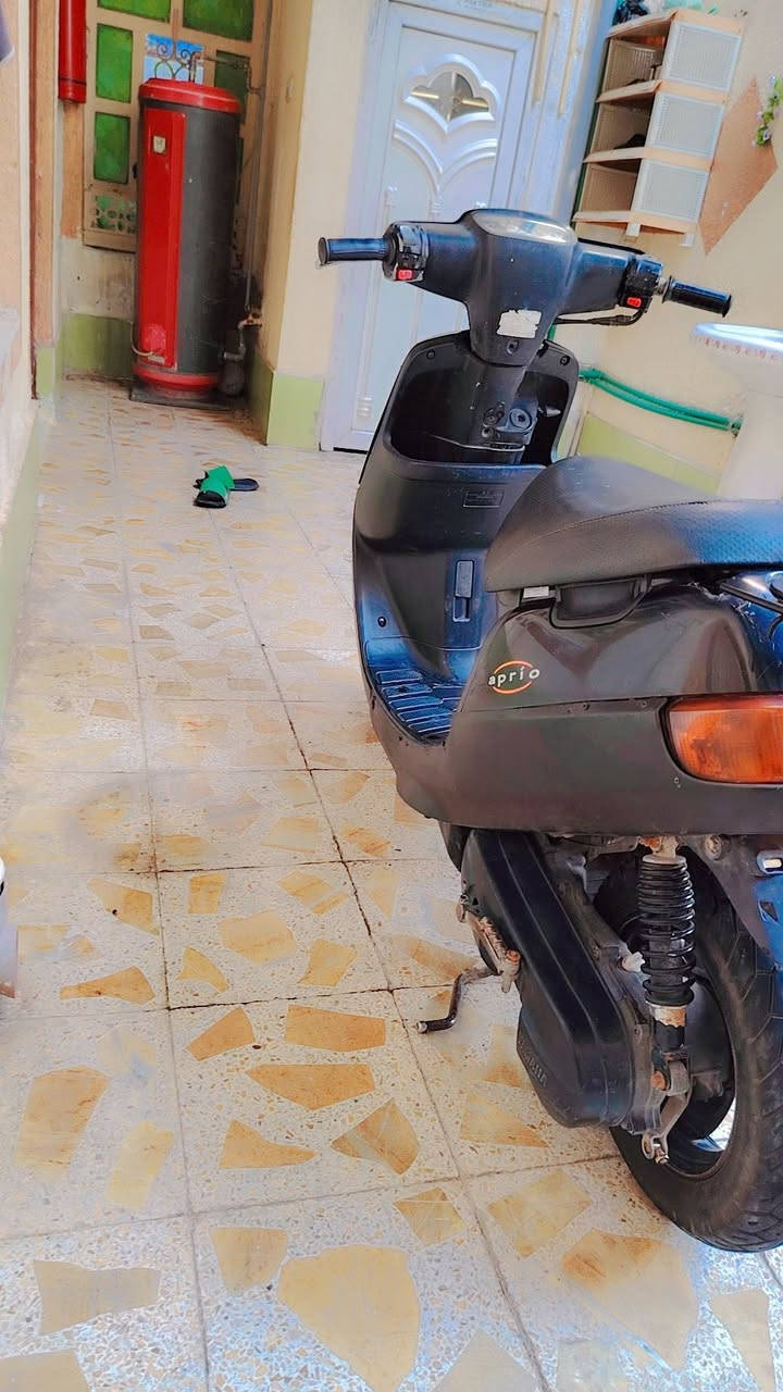بتره خطين قفل اكسن ڱڵـه  شغاله وجاهزه الخير فول مفتوح فتح بستم اُصًلًي شرط  سلف هنرد واحد لايت اشاير  زوج تواير توني شادله اذ شراي 325 الخير شغاله مكاني ناضريه مركز ***********
