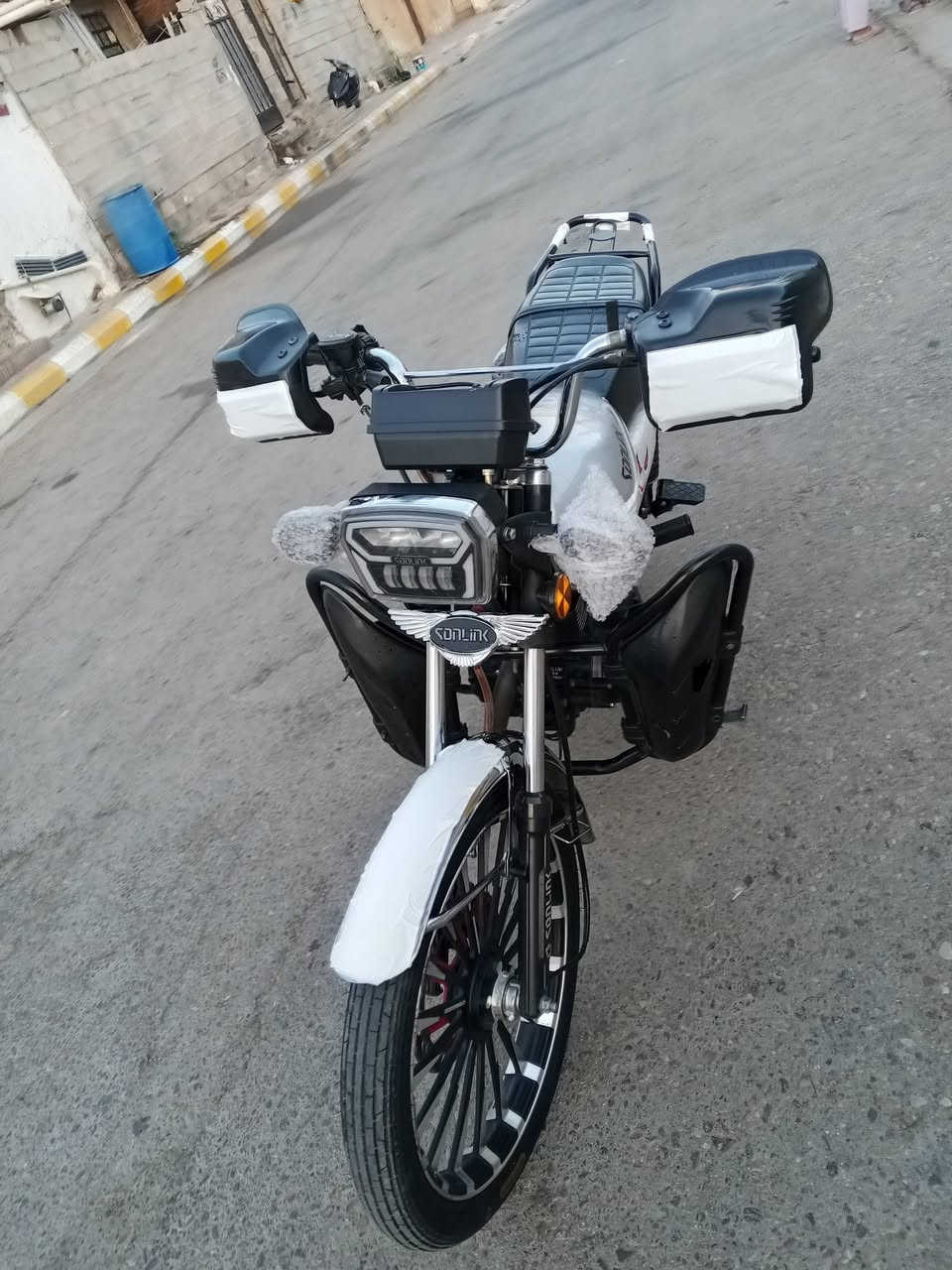 سلام عليكم ايراني سونك موديل 25مستعجل على بيعته مكاني تأميم السعر 850 بي مجال لشراي ويا ورقه منفيس ‏‪***********‬‏

