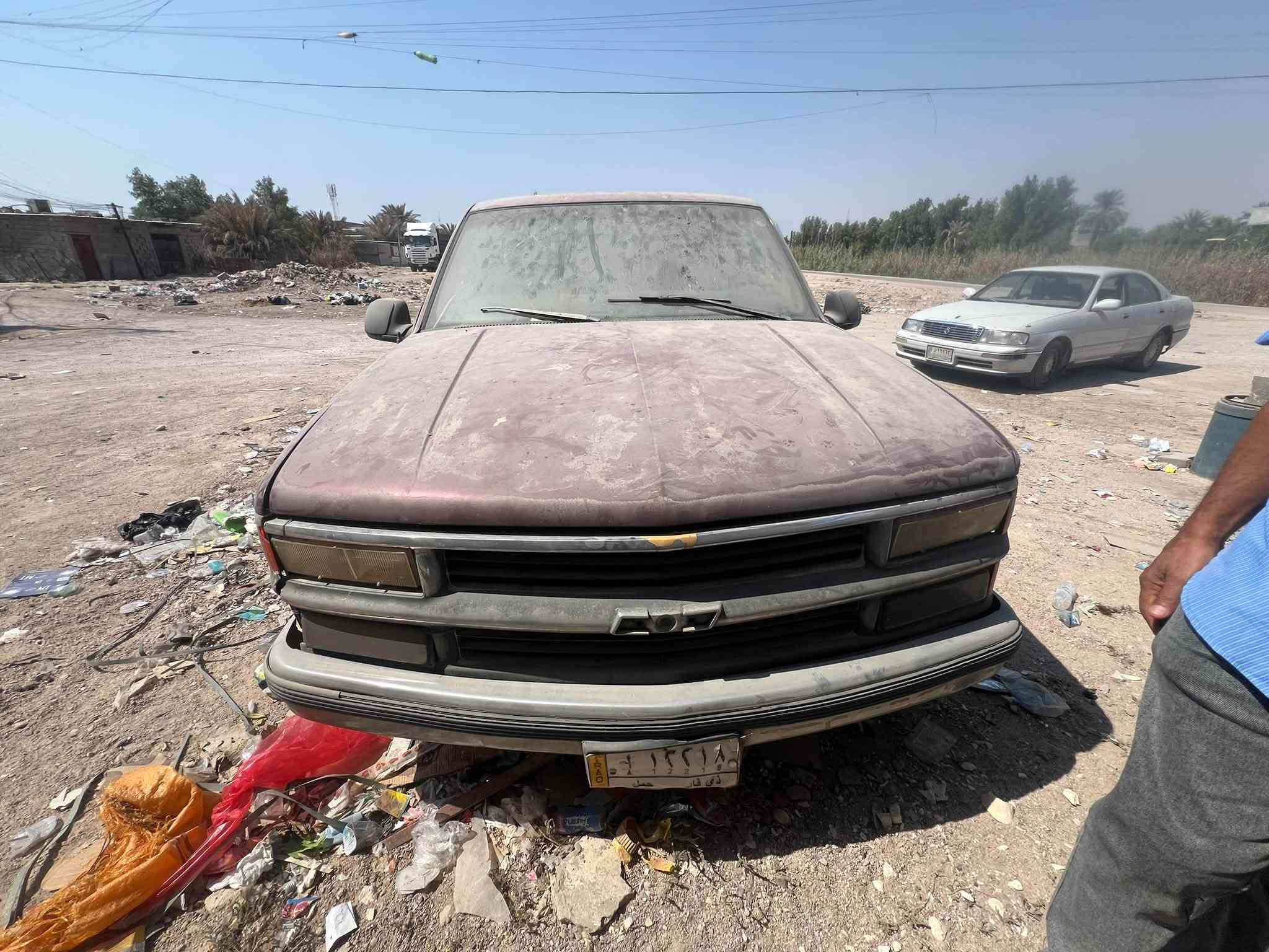 السلام عليكم شفرليت بيكم  مكينه 8 سلندر بخاخ بالكارتون كير جديد السياره بديها كدامكم حلو مرتب بس السياره متروكه صارلها هواي لان عندي سياره صغيره وتاركها شغاله تخبل وبس تضغط بنزين تشلع التبليط 
كير تعليك 
قماره وربع رقم ذي قار راعي بالزبير موجود 
سنويه منتهيه عاج 
الشاصي مثل ما موضح بالصور بي بالاخير خياس وكاصين  من عنده وضال على حطته صفحه السايق بس كلش بنهاية الشاصي السياره مال كراب مال رزق 
السعر 35 وبيها شي قليل حك الجيه مكاني بصره زبير 
الرقم ***********
