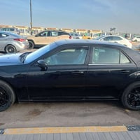 كرايسلر 300 • فول مواصفات • رقم بغداد