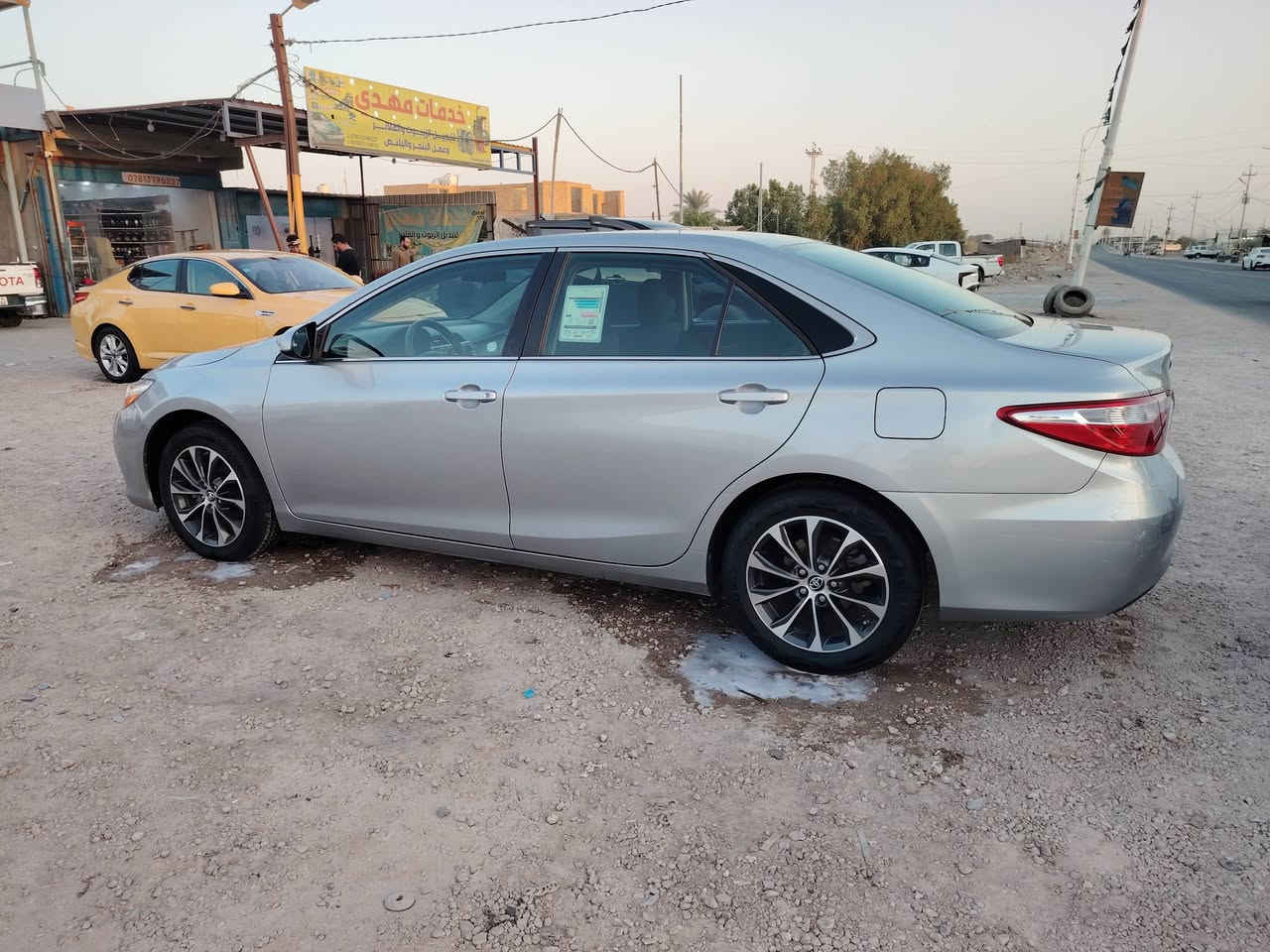 كامري ٢٠١٧ رقم ذي قار انكليزي بسمي وارد أمريكي بيه تبديل قطعتين اصليات. مكينه كير حداديه تبريد جاهزه. ما السعر ١٤٥ وبيه مجال للشراي مكان السياره السماوه وللاستفسار ***********
