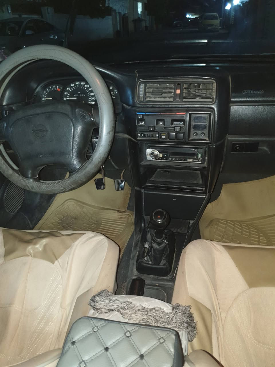 السلام عليكم سيارة أوبل فكترا موديل ١٩٩٥ محرك ١٨ وكير عادي رقم وهزة جديد لل ٢٠٣١ للبيع الشراي يتصل على الرقم *********** مكان ديالى خانقين
