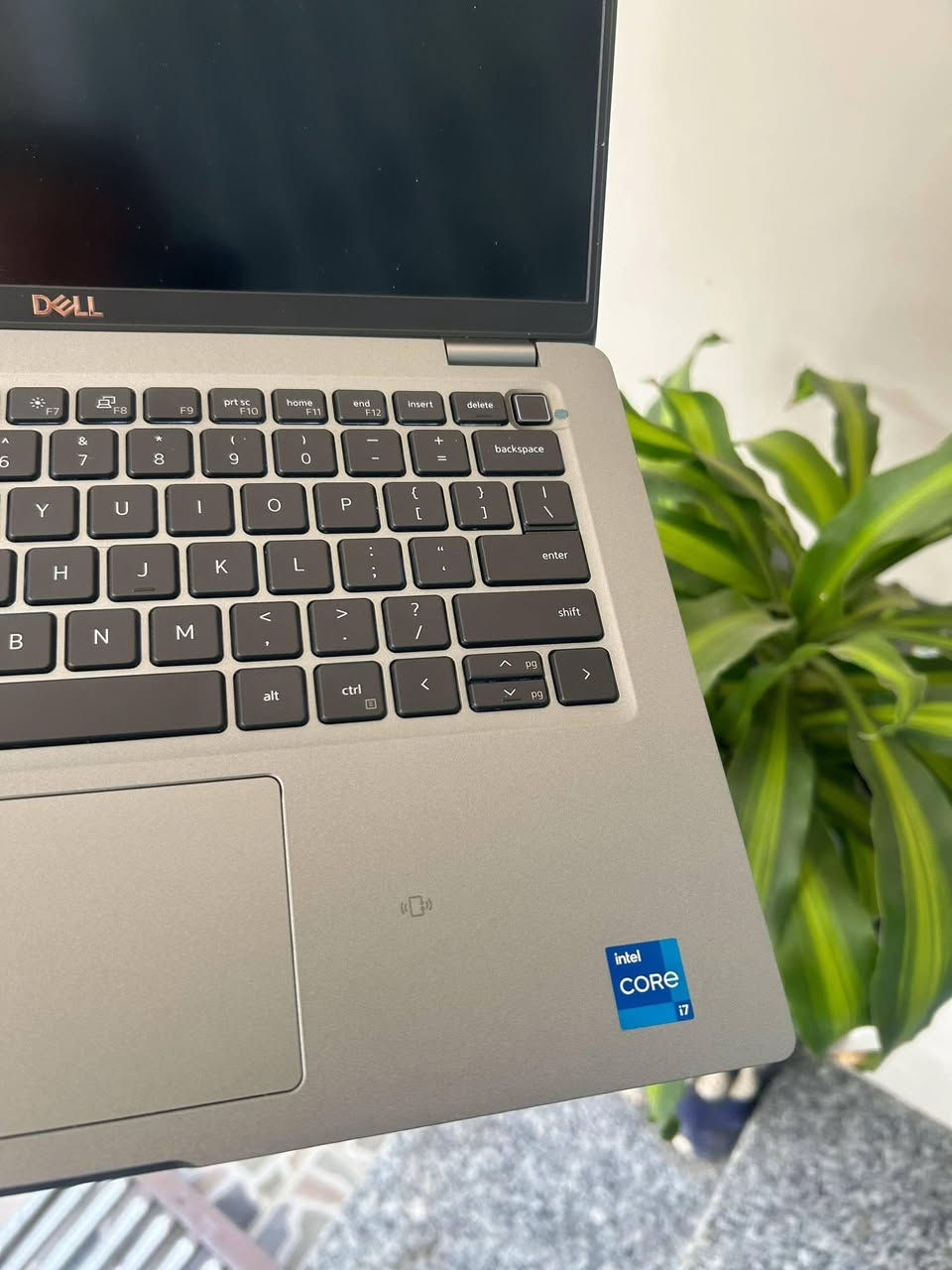 Dell latitude 5421
Cori7-11-H

معالج كوراي سفن جيل 11
فئة H

رام 8GB كيكا ددر4 قابل للتطوير
هارد 256 كيكا سسد ام تو قابل للتطوير

حجم 14 انج لمس فول اجدي
كرت شاشة انتل 4GB intel

السعر  : 485,000
هدايا ماوس مع حقيبة لابتوب وماوس باد والشاحن الاصلي 

واتساب  ***********
عنوان: بغداد الأمين الثانية 
توصيل متوفر
