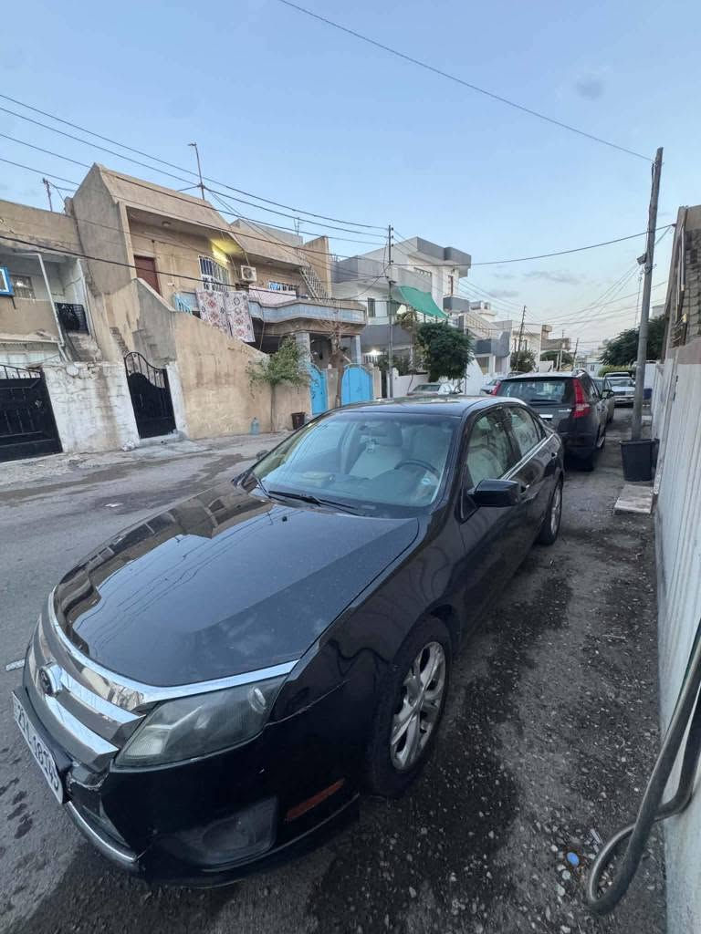 فورد فیوژن 2012 
سەیارەکە مواسفات خلیجی شەریکە نیڤا
بەنسبەت بویاخ بێ بویاخە تەنها دوو پەڵە ساردی هەیە . سەیارەکە بەشەرت بێ تەقەو ڕەقەیە . گیرو مەکینە بەشەرت سەیارەکە نموونە لە جوانیە . سەیارەکە سەنەوەی بەسەرچووە . چوار تایەی لوکی لەژیرە .
بۆ زانیاری زیاتر پەیوەندی بە ژمارەنە بکەن 
*********** السليمانية, العراق

