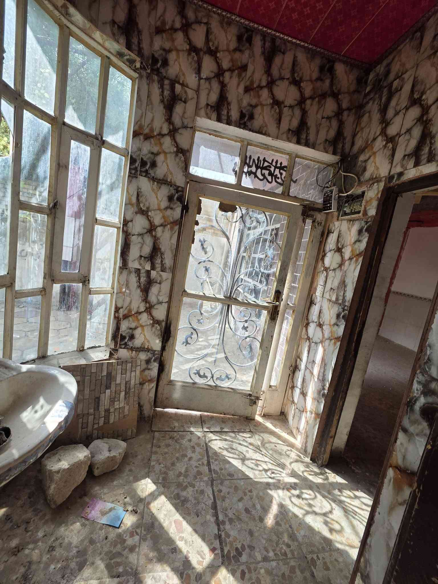 شارع المطار الجديد • ٢٣٠متر • غرف٢