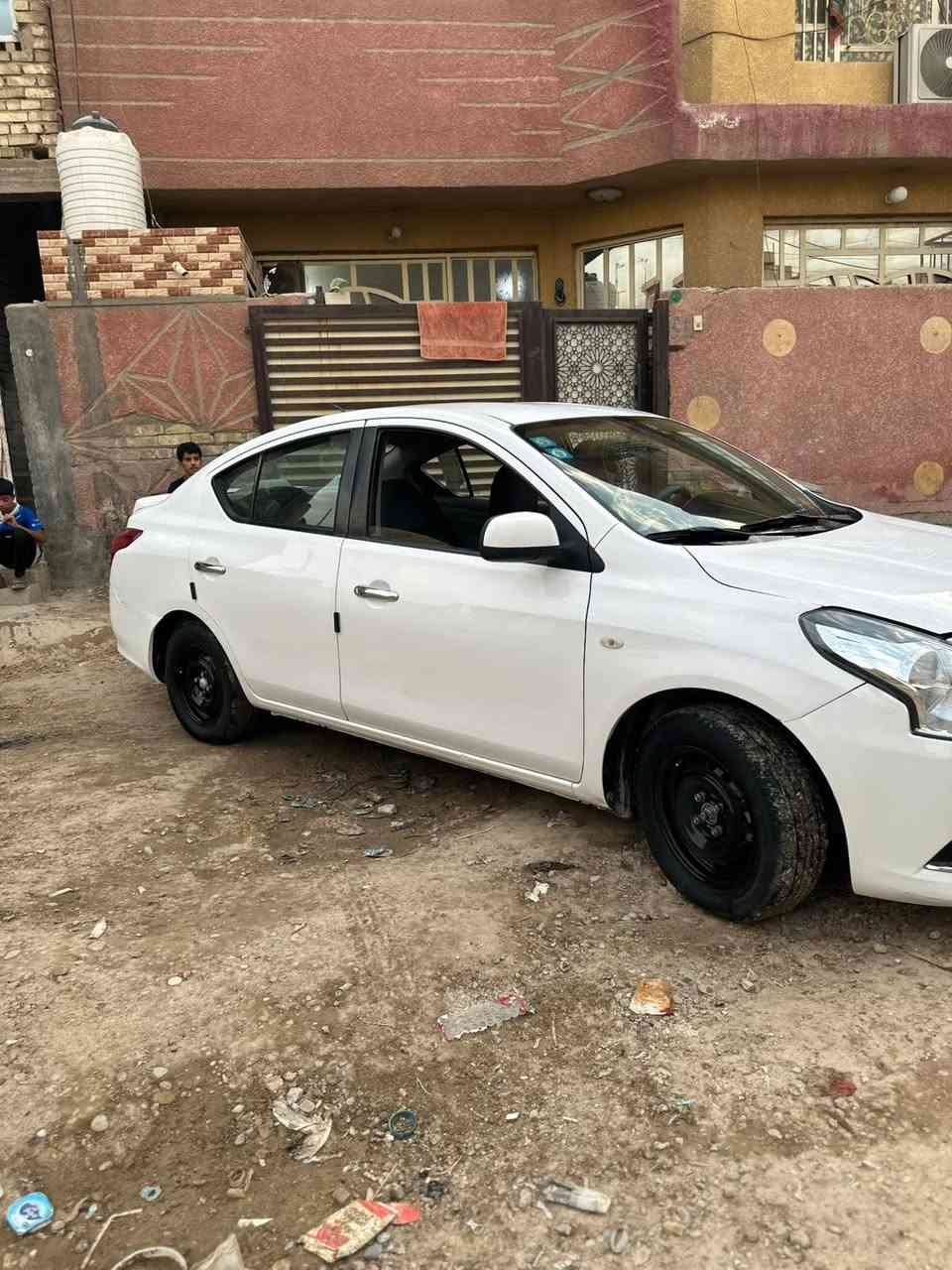 سلام عليكم نيسان صني موديل 2019 هندي فوال مواصفات مكفوله سياره خير من الله م   سعر 106ورقه بيه مجال مكان زعفرانيه رقم تصال ***********
