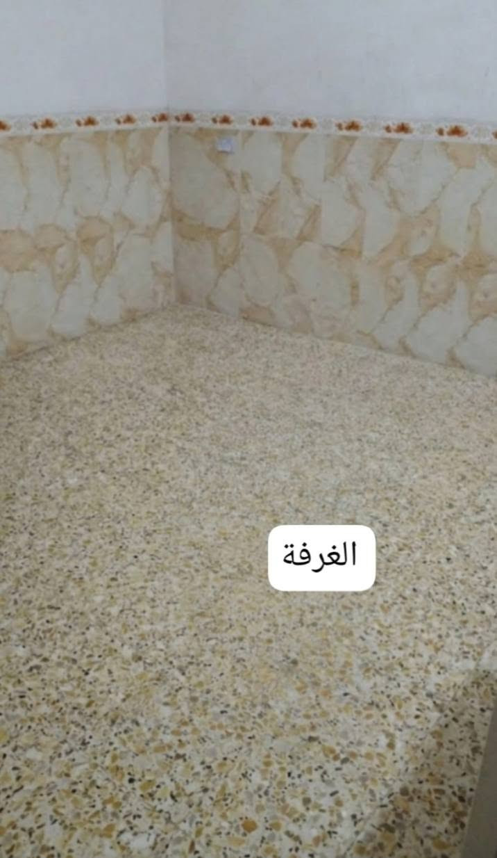 مشتمل ارضي طابق واحد  مساحته ١٠٠ متر طولاني. الكهرباء والماي على صاحب البيت زين القوس.
شارع المدارس. قرب جامع الحوراء.  جديد.
   اتصال ع الرقم او عبر الواتساب  ***********
مشتمل ارضي طابق واحد  مساحته ١٠٠ متر طولاني. الكهرباء والماي على صاحب البيت زين القوس.
