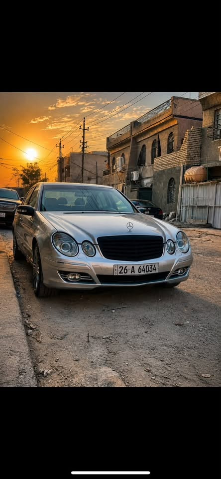 :
🔥 للبيع مرسيدس E500 W211 Avantgarde موديل 2003 🔥

E500 أفانجارد، V8 سعة 5.0
سيارة مرتبة و نظيفة ومصرورف عليها ، واللي يعرف الـE500 يعرف قيمتها.

🔸 المكينة والكير كفالة
🔸 حدادية زينة جداً
🔸 السيارة ما بيها أي نقص
🔸 داخلية جلد
🔸 كراسي كهرباء
🔸 تدفئة كراسي
🔸 مرايات شفط كهرباء
🔸 مواصفات أفانجارد كاملة
🔸 جاهزة للاستخدام وما تحتاج صرف

السيارة للّي يدور E500 نظيفة ومرتبة،.
💰 السعر: 125 ورقة
📍 النهضة: بغداد
📞 للتواصل: ***********
