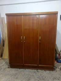كنتور • ٣ابواب • مستعمل