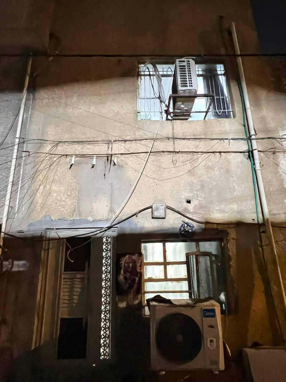 السلام عليكم من رخصت مدير الكروب عندي بيت مساحه 55 بقطاع 19 115 بي مجال  ***********
