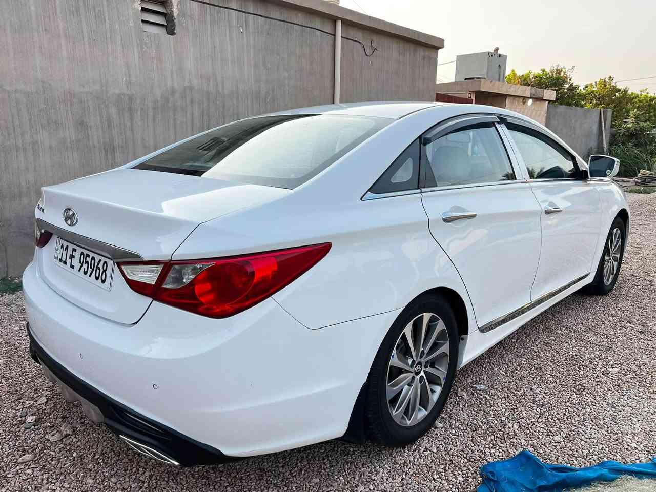 بسم الله .للبيع سوناتا 2014خليجي 2400
كير ومحرك  كفالة هزه وسنوية جديده باسمي 

رقم بغداد الجديد .مضاف الها منظومة غاز زافولي ايطالي 50 لتر يعني تشتغل غاز وبنزين ياهو المتوفر فول منه (ضد الازمات) وحسب الحاجة تريد تستخدم غاز او بانزين شاشة ابل كار بلي وكامرا  وحساس خلفي وتحكم ستيرن وكشن كهربائي وتبريد امامي وخلفي وتخم تاير جديد شديته صار اسبوع واحد  افضل نوعية عنواني جزيرة الخالدية الملاحمة السعر 136 وبيها مجال بسيط   ***********

