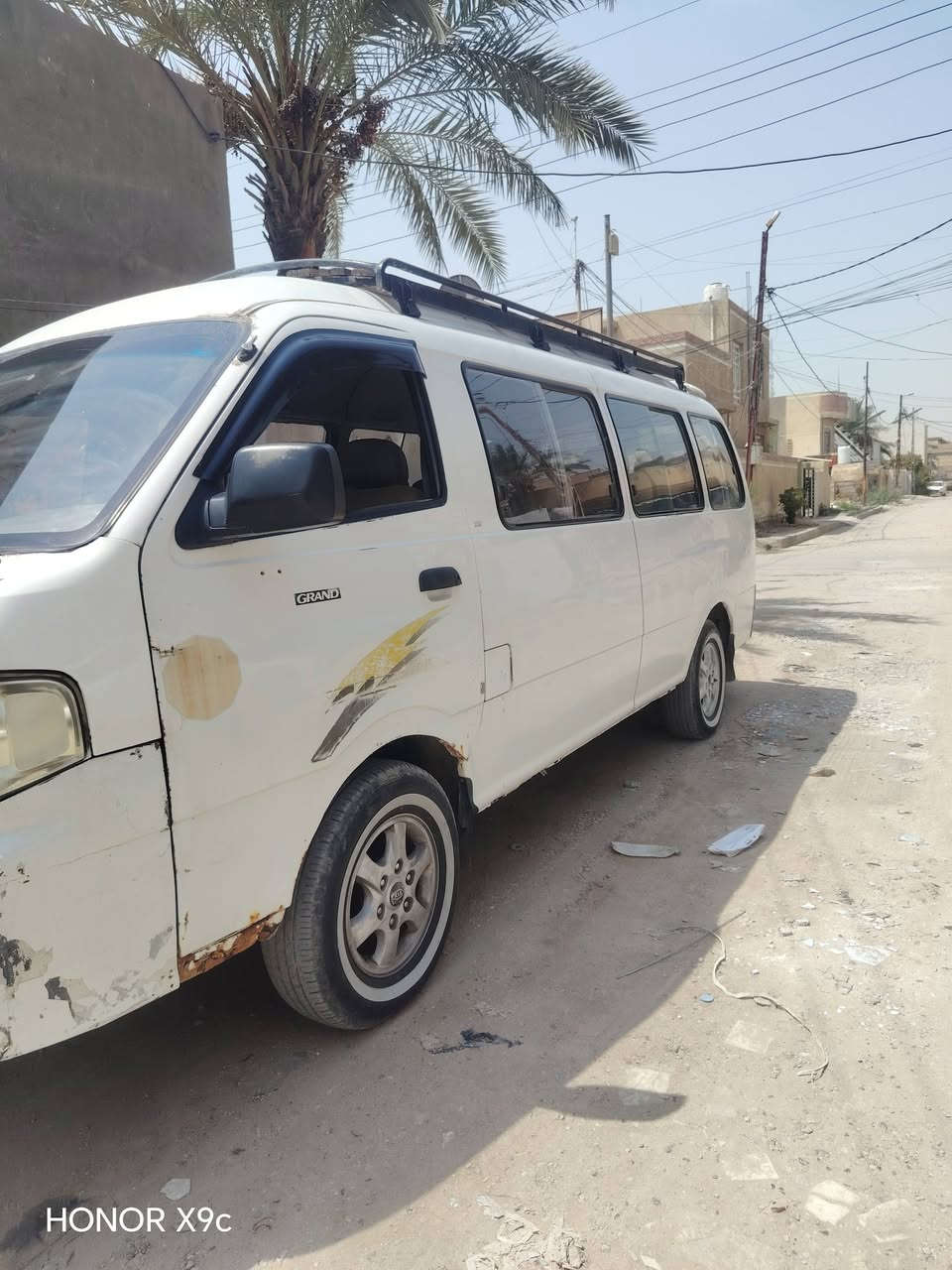 بريجو شبوط ١٤راكب موديل٢٠٠٥ كير ومحرك نظاف بيها فقط تلكيطات خياس بالداير موبايل ***********

