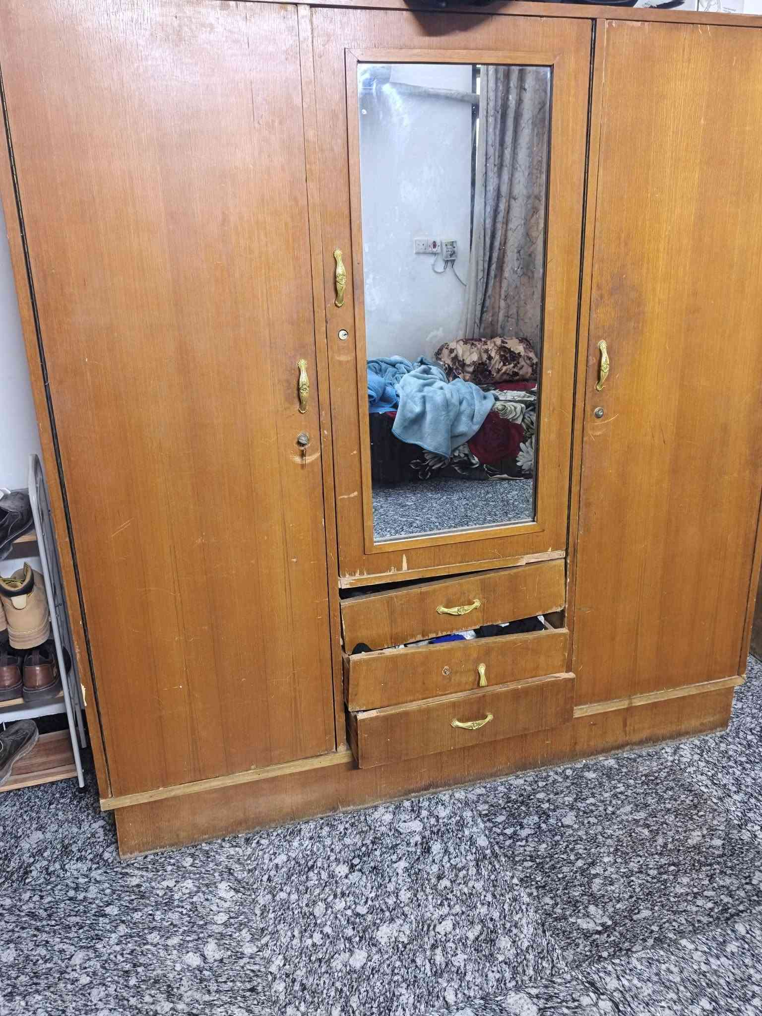 غراض للبيع
***********
