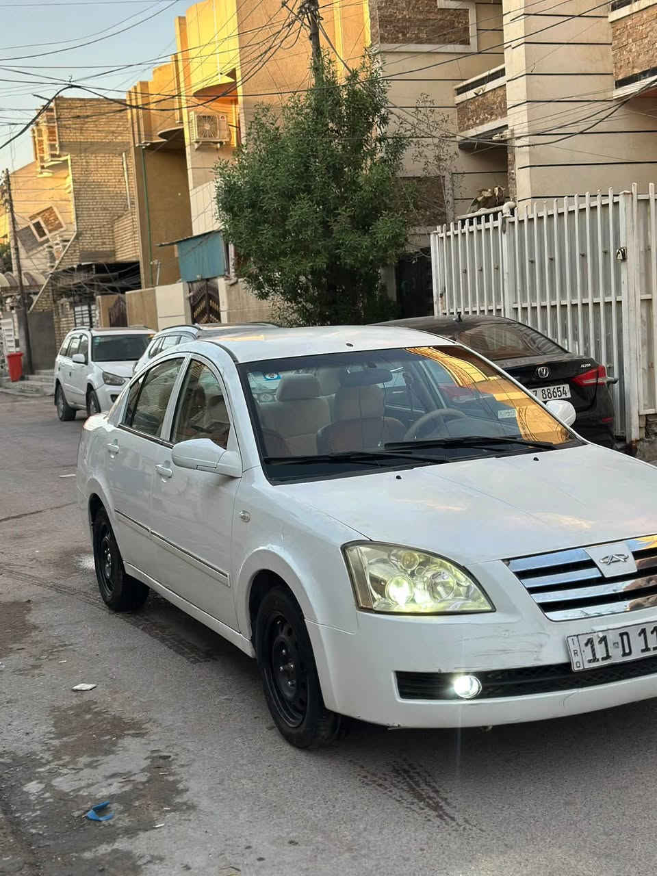 يالله
السلام عليكم 
السعر 45
الاتصال ***********
شيري اي 5 فايف سياره جاهزه وكامله من كلشي 
كير ميكانيك مكينه حجم 2000
منظومه زنون اصلي
السياره مكفوله من الضربه والصبغ 
ماشيه 120 الف 
داخله وخارجه كلش نظيف 
مكانيه سيديه قرب تقاطع الدرويش
