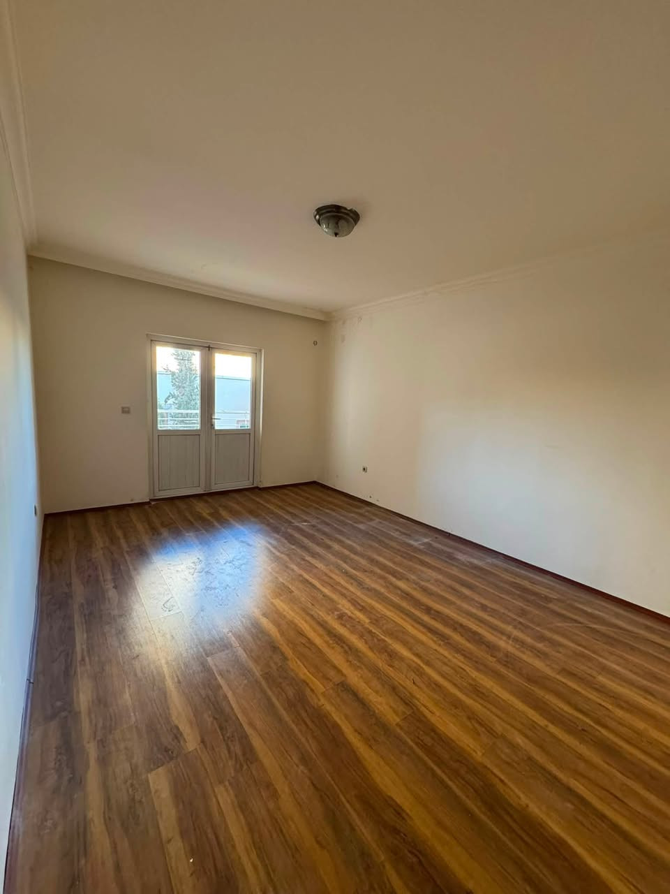 🏡✨ فرصة مميزة للبيع في مجمع أفرو ستي ✨🏡

إذا تبحث عن شقة بسعر مناسب جداً وموقع مميز، هاي فرصتك 👌

🏢 عمارة B16 | الطابق 2
🧭 واجهة شمال شرق
🏠 الشقة فارغة وجاهزة للسكن
💰 السعر: 9 دفاتر ومجال

شقة مناسبة للسكن والاستثمار، لا تفوّت الفرصة 🔥

📞 للاستفسار والتفاصيل:
***********
***********
