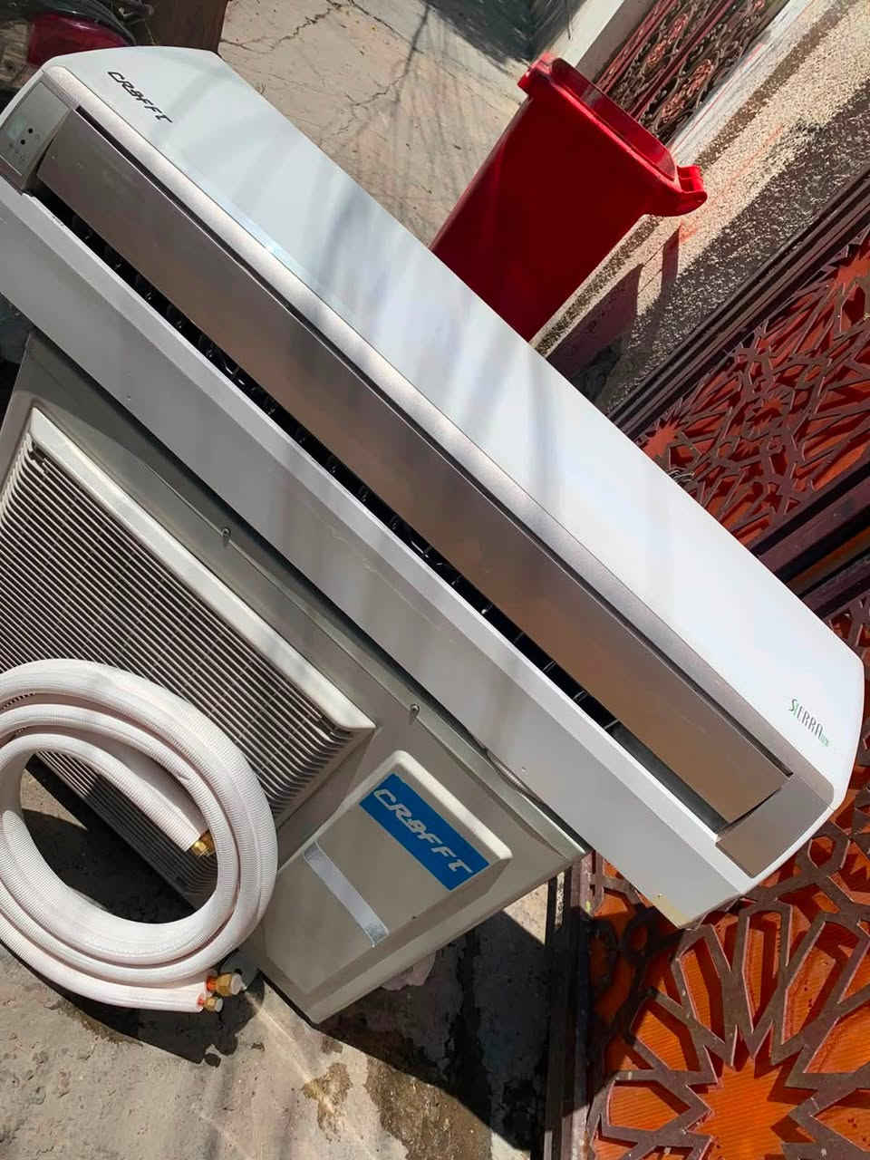 السلام عليكم اخوان سبلت للبيع نوع كرافت طنين الاصلي السبلت بعده جديد مستعمل قليل نظافه 90/100 دبل راديتر ماطور T3  بلادي كامل مكمل غاز مفول وعل فحص  تبريده ثلج ☃️❄️🧊 تدفئه نار 🔥🐦‍🔥❤️‍🔥 السبلت راديتراته بعدهن صفر السبلت مغسول وجاهز بس شد السبلت كلشي يشتغل بي حساسات موزعات السبلت مع كامل ملحقاته بواري جديد بل كارتون  وايرات ريمونت السبلت بلادي مكفول من فتحت البرغي
السبلت تاخذه من باب بيتي وبي ضمان 
الكرافت معروف بتبريده وتدفعه
السعر : 375 وبي مجال كلش بسيط 
للاتصال : ***********
الموقع : بغداد شارع فلسطين

