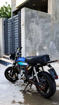 فورد للبيع سرعه120 دراجه نضيفه سعر 500 وبيها مجال 07863003445  نص مكتو...