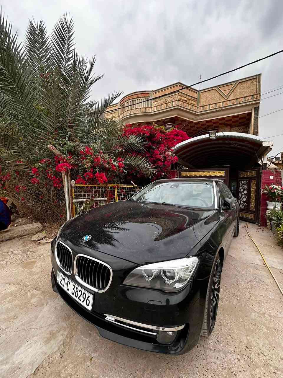 السلام عليكم 730li
F02
N52
موديل 15خليجي مكفول من الحادث والصبغ والتبديل 
ماشيه 117الف حقيقي 
معروضه 215
رقمي ***********
سته سلندر تنفس طبيعي الاقتصادي المرغوب بانزين عادي ومحسن 
سيارة مال جناي نضيفه على ايدي بدون مسج بدون نقص بدون عطل على وضع البلاد محرك كير ضفيره اكسل 
تخم تاير جديد ادامه كامله توني مسويه 
تبريد ثلج حماوه 105ثابت 
توني بدل وغاسل منظومه التبريد مبدل واتر بم وراديتر وكاله اصلي 
فول عدا البوب شفط وكامرات369درجه 
موصفات حساس امامي خلفي 
مثبت سرعه 
جنطه شفط 
مرايه جانبيه شفط وتنزل عنده الرجوع
كامره خلفيه دواره 
تبريد 3قطع 
كشنات جلد امامي خلفي 
كشنات امامي خزن 
استيرن خزن 
فتحه 
اشيار مري 
لايت امامي دينامك متحرك لد 
شاشه اعطال 
اوتو ستوب 
هندبريك كهرباء 
سيدي اقراص 
جمات4اوتو 
برد 5كهرباء 
اناره ترحيب 
اربع وضعيات قياده +سبورت بلاس
