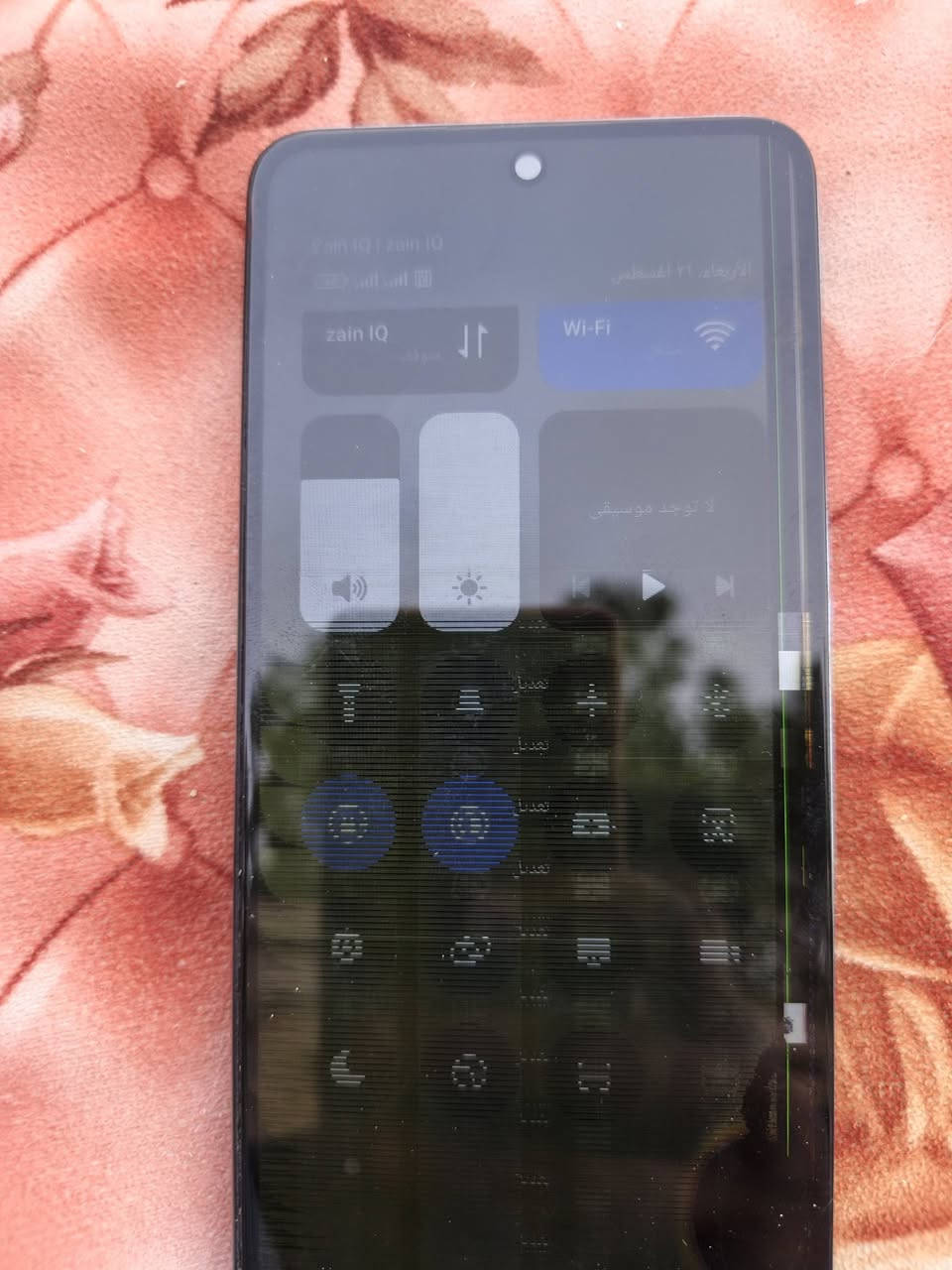 سلام عليكم جهازRedmi Note 12 Proمستخدم الشاشة بيها كسر و زرخافض وعاليه  .. الذاكرة 256 ول عشوائية ١٢ السعر 120وبي مجال الرقم ***********
