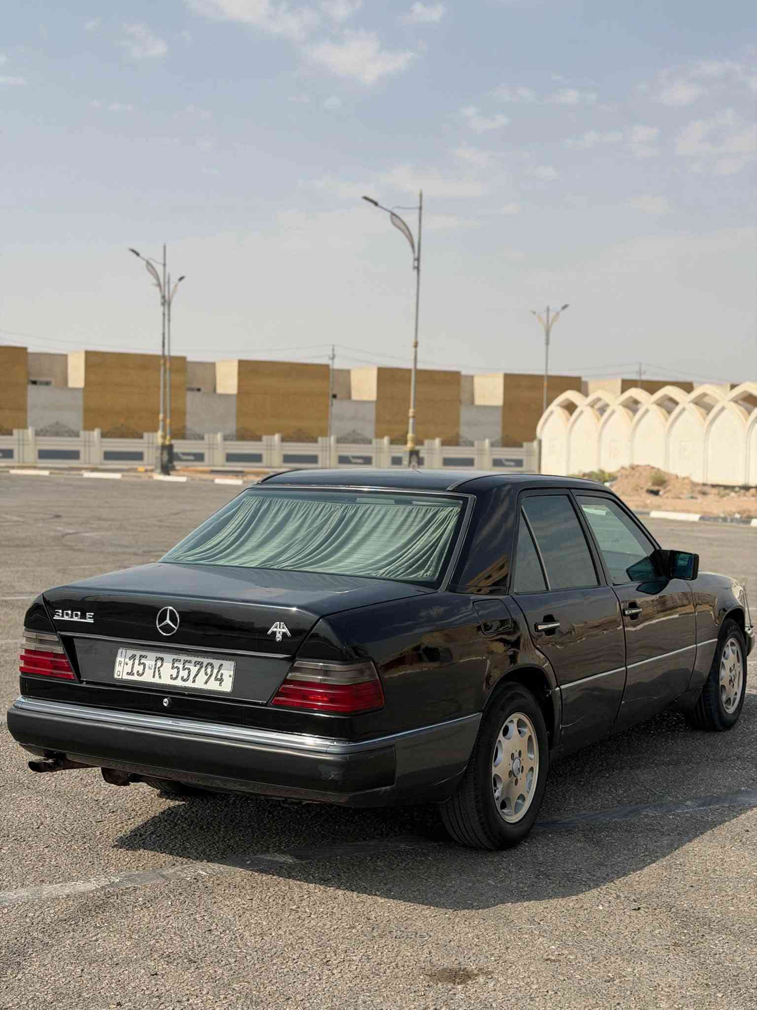 مارسيدس دب 1992
محرك 3000 vvti
كير ومحرك مكفولات 
مصبوغة عام جمالية 
جام كهربائي 
تبريد شغال 
منضومة بانزين كاملة ومنضومة تبريد وكبريسر 20 ستوني شادهن 
السيارة نضيفة وجاهزة 
رقم دولي مشروع وطني تحويل ثاني يوم بـ اسمي 
العنوان : كربلاء 
السعر : 50$
الرقم : ***********
