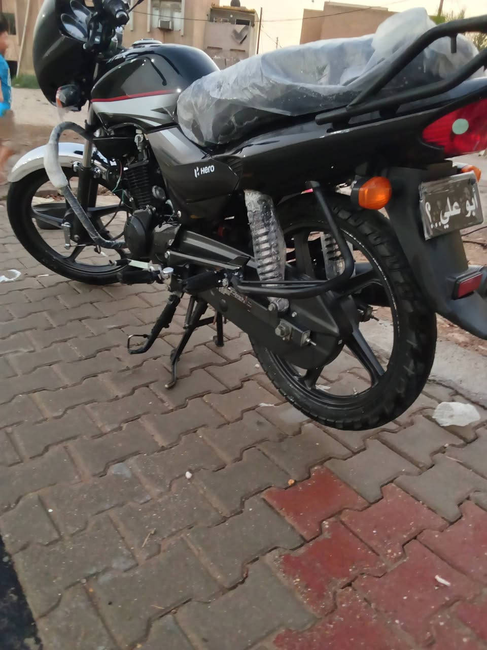 هيرو للبيع موديل 2023 وراق صولي ماطور جديد ما يستخدم هواي سعر ملونين وربع بي مجال قليل رقم ***********
