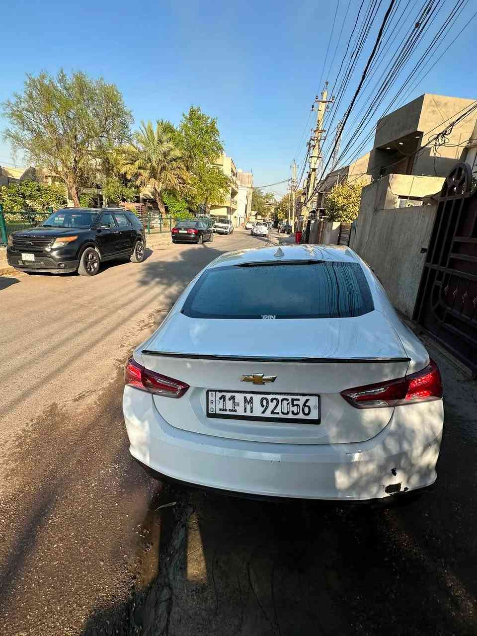شوفرليت  ماليبو  موديل 2022  فئة LT للبيع
اللون: ابيض  

رقم بغداد بأسمي 

مكاني بغداد /الدورة 

ماشية 95000km 

مواصفات الماليبو المعروفة

بصمة تشغيل

بصمة دخول ابواب وبصمة صندوق تشغيل عن بعد كاميرا خلفية

شاشة لمس تدعم ربط الهاتف (Apple

‏•(CarPlay / Android Auto

تحكم ستيرن كامل (صوتيات، مثبت سرعة،

وغيرها)

مقعد السائق تحكم كهربائي

قطعتين تبريد

حساسات هواء الاطارات

تحكم ستيرن كامل (صوتيات، مثبت سرعة،

وغيرها)

مقعد السائق تحكم كهربائي

قطعتين تبريد

حساسات

ويل حجم 17
بدون دواخل بدون ايرباك 

سعر السيارة 117 وبيها مجال بسيط 

السياره حادثهة صندوك فقط  وبيهة جاملغين صبغ  فقط وصور الحادث مرفقة بالمنشور

الاستفسار : ***********
