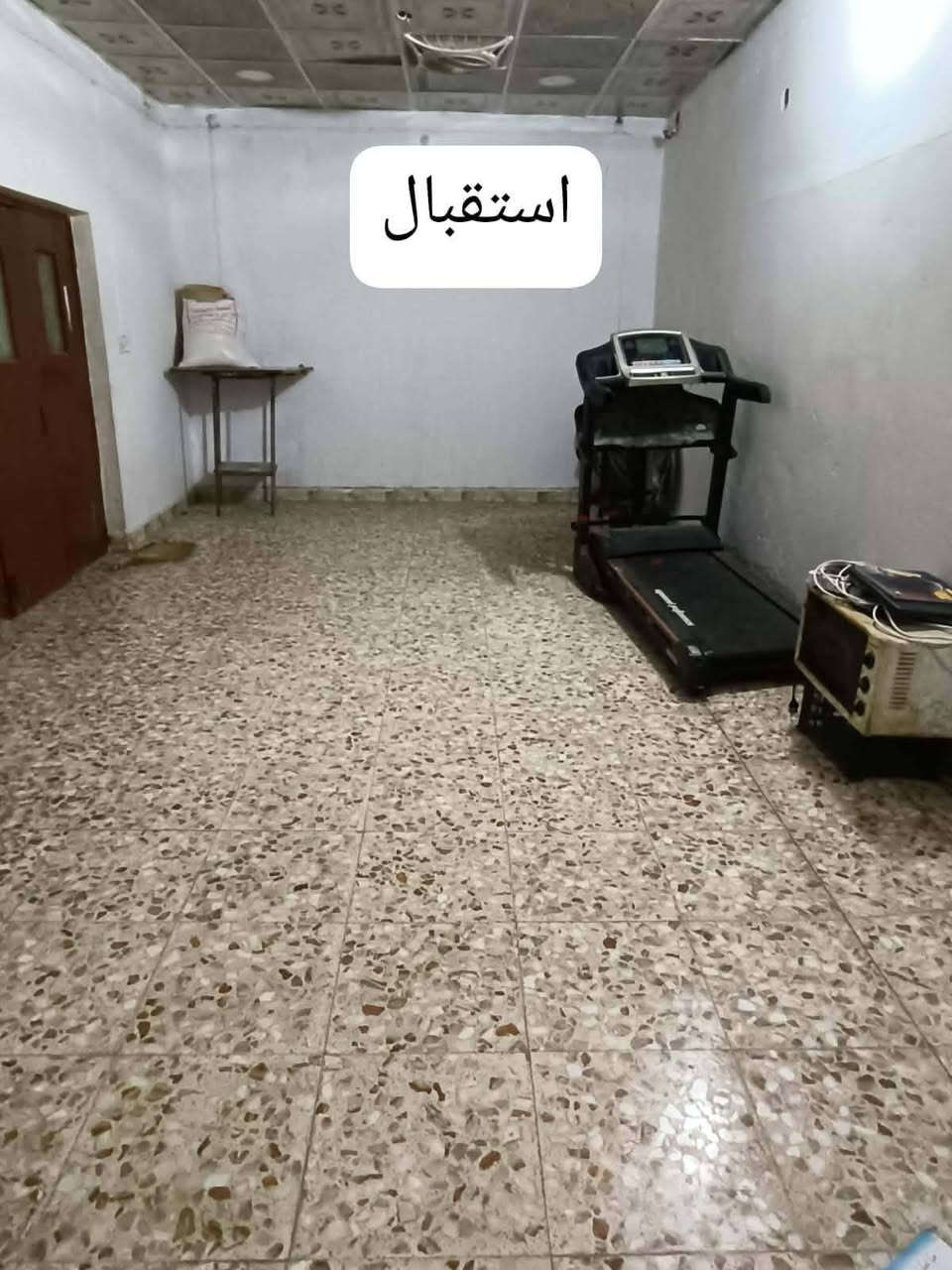 🏡 داران للبيع في حي العسكري الول  – موقع مميز وفرصة استثمارية
🚨 فرصة عقارية مميزة للبيع 🚨
جاهز للسكن في حي العسكري الول  بمساحة كلية 250 متر مربع،  للسكن العائلي أو الاستثمار.
🏠 الدار الأول – واجهة:
▪️ غرفتا نوم
الطابق الأول:
غرفتين نوم 
▪️ صالة
▪️ مطبخ
الطابق الثاني:
▪️ غرفتا نوم
▪️ مجمع صحيات
✨ مميزات العقار:
✔️ مساحة 250متر
✔️ ترميم حديث
✔️ جاهز للسكن
✔️ مناسب للعائلة والاستثمار
📞 للاستفسار والتفاصيل:
***********
📍 حي العسكر  الول علا الشارع العام الرئيسي  – فرصة تستحق المشاهدة
