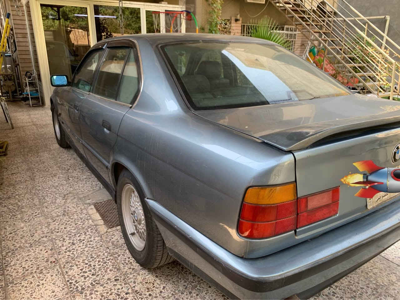 السلام عليكم 
Bmw 525i موديل 1990
رقم بغداد مشروع وطني باسمي صارلها 3 سنوات عندي 
محرك مفتوح 2500 كير اوتو بلادية بدون تحوير 
سيارة جاهزة بدون نقص وتبريد امامي وخلفي جديد ثلج واطارات تخم جديد وباتري جديد
فتحة سلايد طكتين
جام اربعة كهرباء
سنتر لوك
كهربائيات كلشي شغال 
مصبوغة بدون حادث 
بغداد / الدورة 
السعر 55 ورقة
متوفر واتساب
*********** بغداد, العراق
