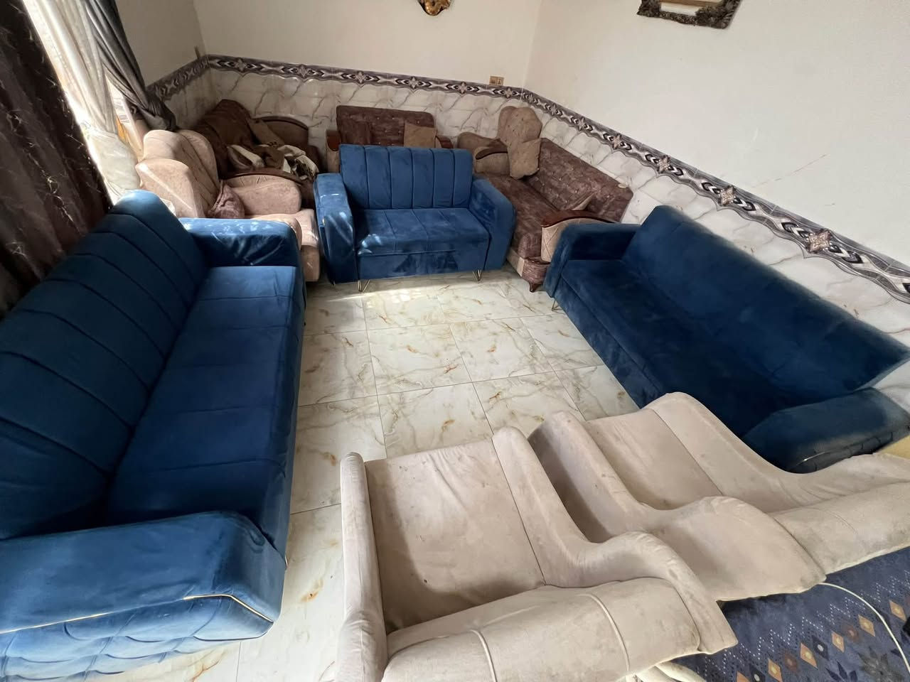 تخمين تركيات نضاف مابيهن ضرر سعر مناسب 275 الواحد وبيهن مجال نجف واكو توصيل ***********

