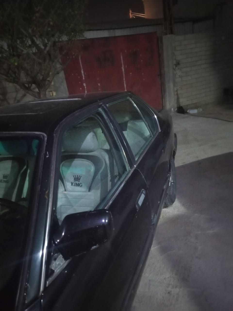 بي ام دبليو حجم ٧٠٠ محوره مكينه وكير فيفيتي ٣٠٠٠ للبيع او مراوس بيكم ***********
