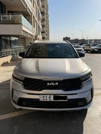 سورنتو هايبرد • ٢٠٢٢ • بدون صبغ