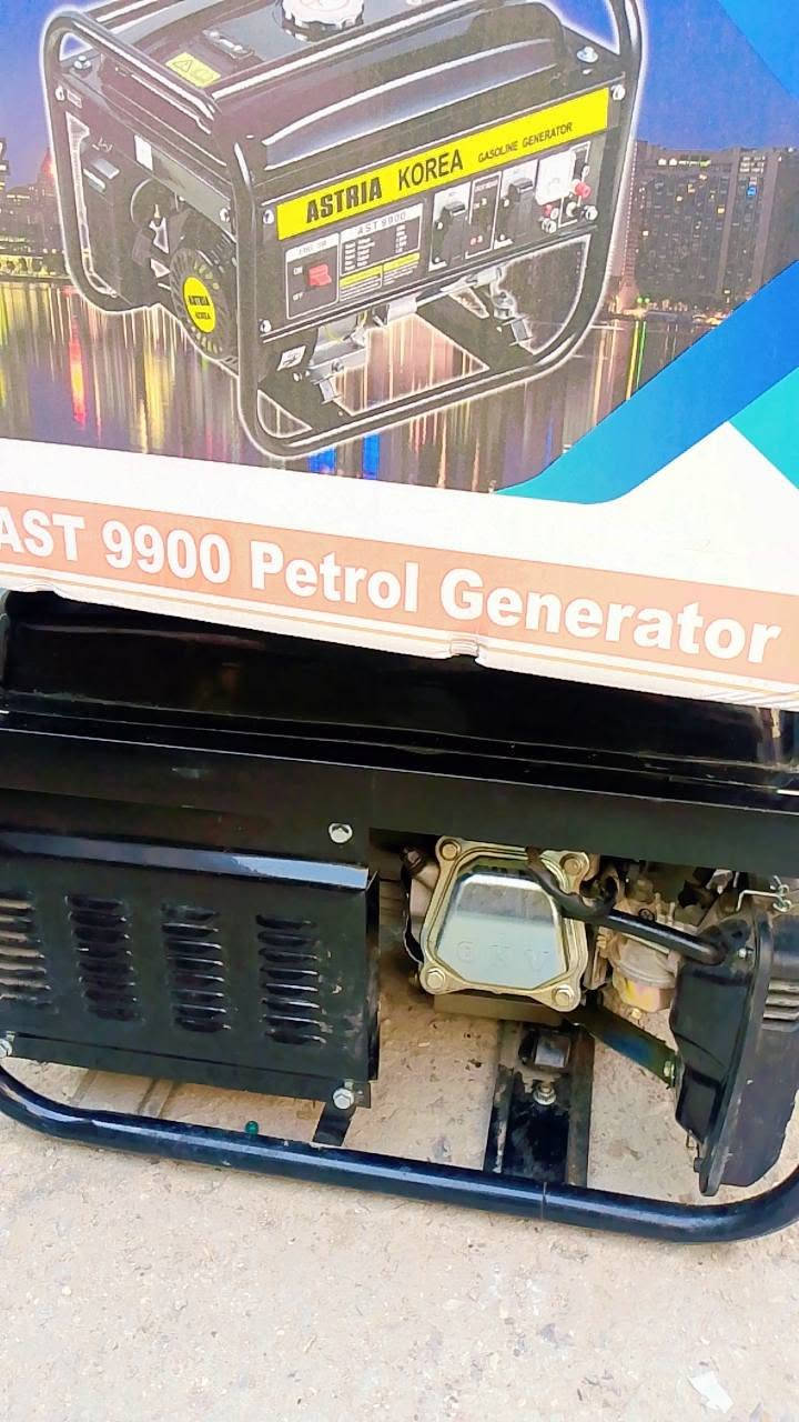 السلام عليكم عندي مولده سوده 8امبير جديده كارتونتها موجوده استخدمتها سبوعين فقط سعرها 300الف بيها مجال كلش بسيط للشراي ***********

