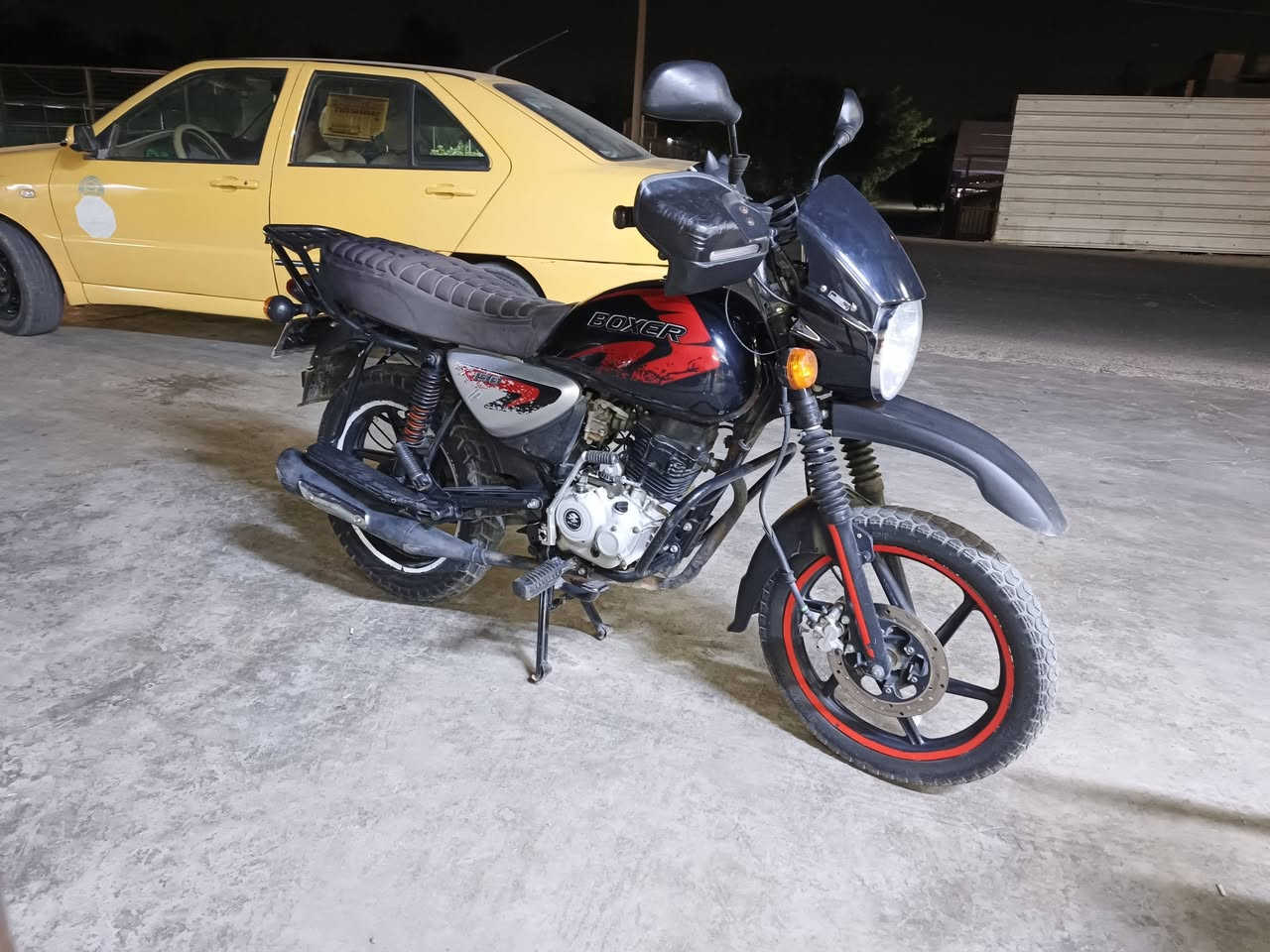 بوكسر البيع موديل 2023 الدراجها كفالها عامها مرقما نكليزي شرط التحويل الدراجها حلها من صور سعر 2250مكان الدراجها بغداد الزعفرانيه رقم ***********ول شراي بي خير ويدلل
